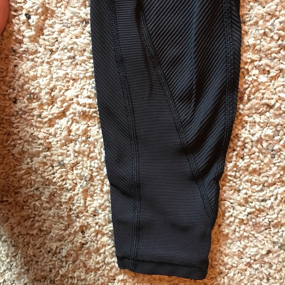 Lululemon ribbed wunder under leggings